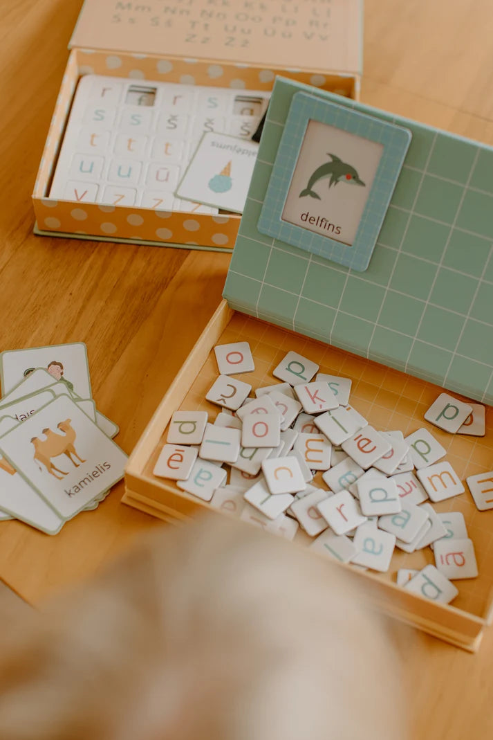 Mazie burti - papildinājums Magnētiskajam alfabētam, Tu Tu Family