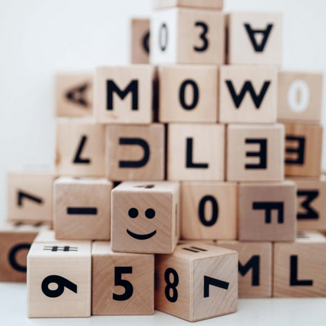 Koka alfabēta klucīši, Alphabet Blocks Black, Ooh Noo