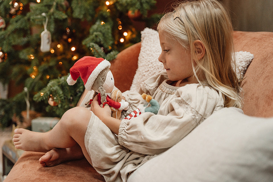Lelle Doll Christmas Rosa dāvanu kastē, Little Dutch, LD4538