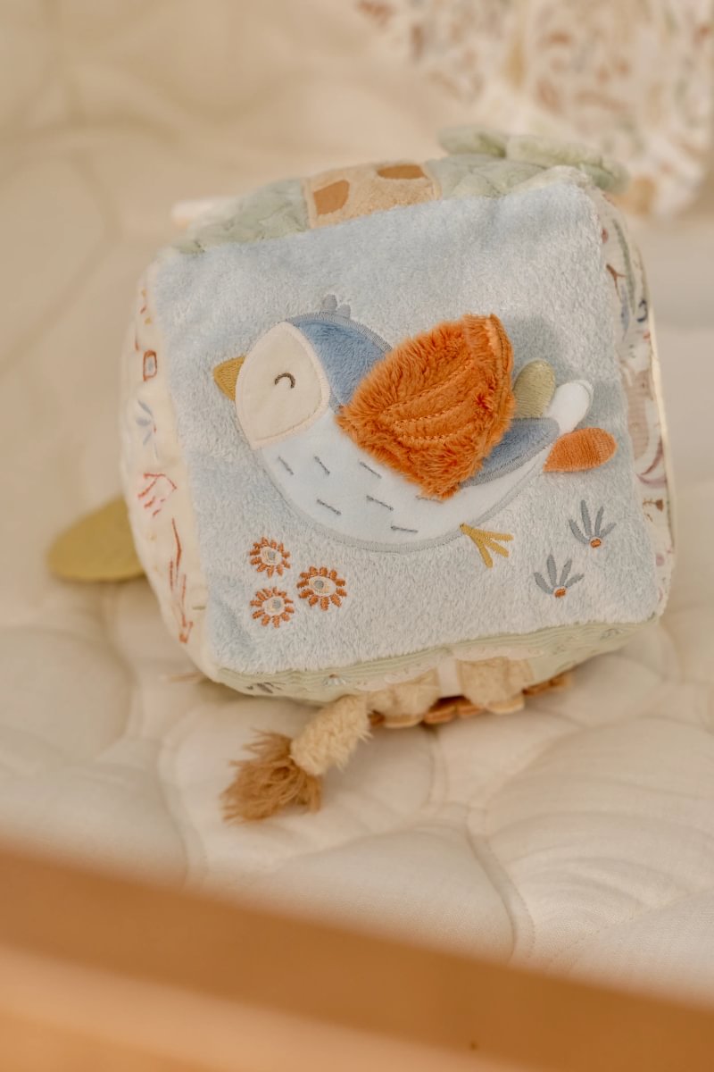 Mīkstais aktivitāšu kubs Safari Friends, Soft Activity Cube, Little Dutch
