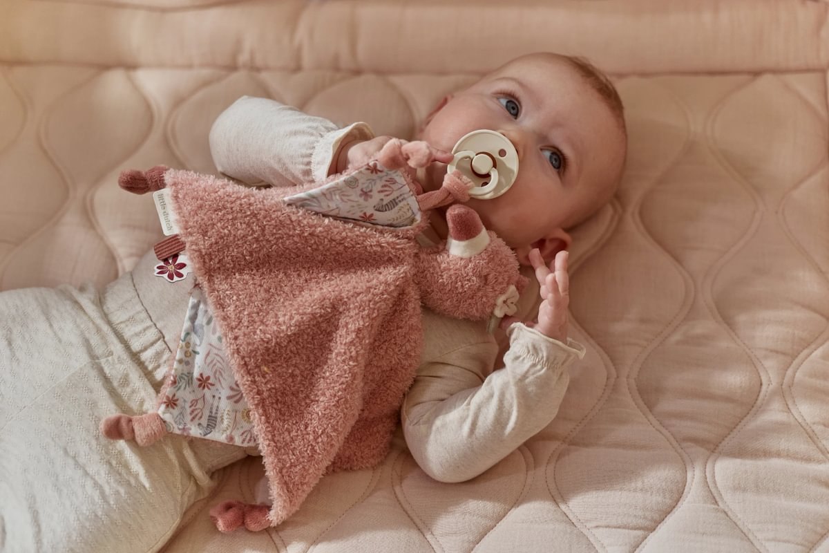 Mīļlupatiņa Flamingo Safari Friends, Cuddle cloth, Little Dutch, ld8329