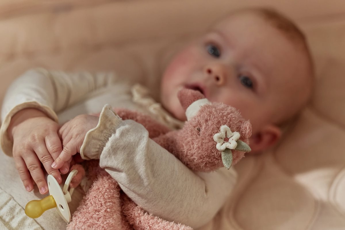 Mīļlupatiņa Flamingo Safari Friends, Cuddle cloth, Little Dutch, ld8329
