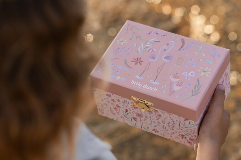Muzikālā rotaslietu lādīte Jewellery Box Safari Friends Flamingo, Little Dutch, Artikuls: BT126914