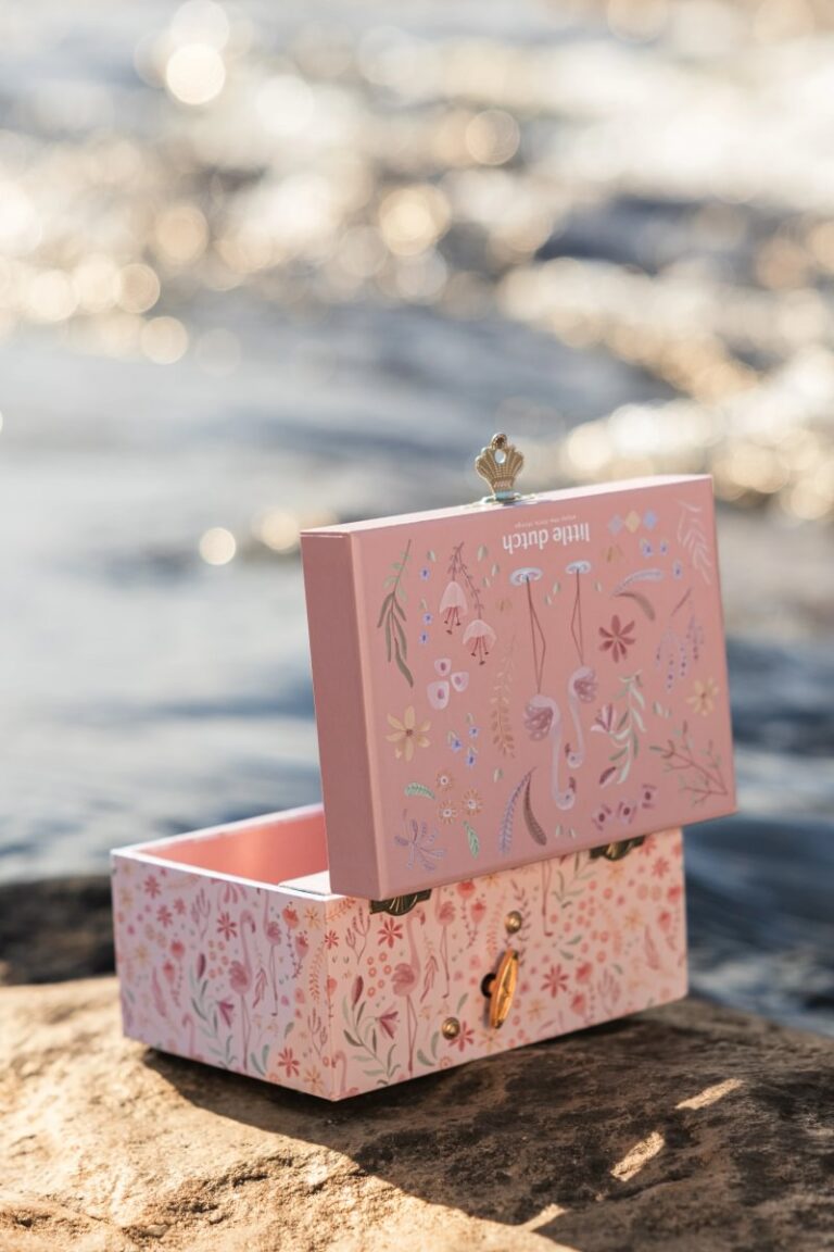 Muzikālā rotaslietu lādīte Jewellery Box Safari Friends Flamingo, Little Dutch, Artikuls: BT126914