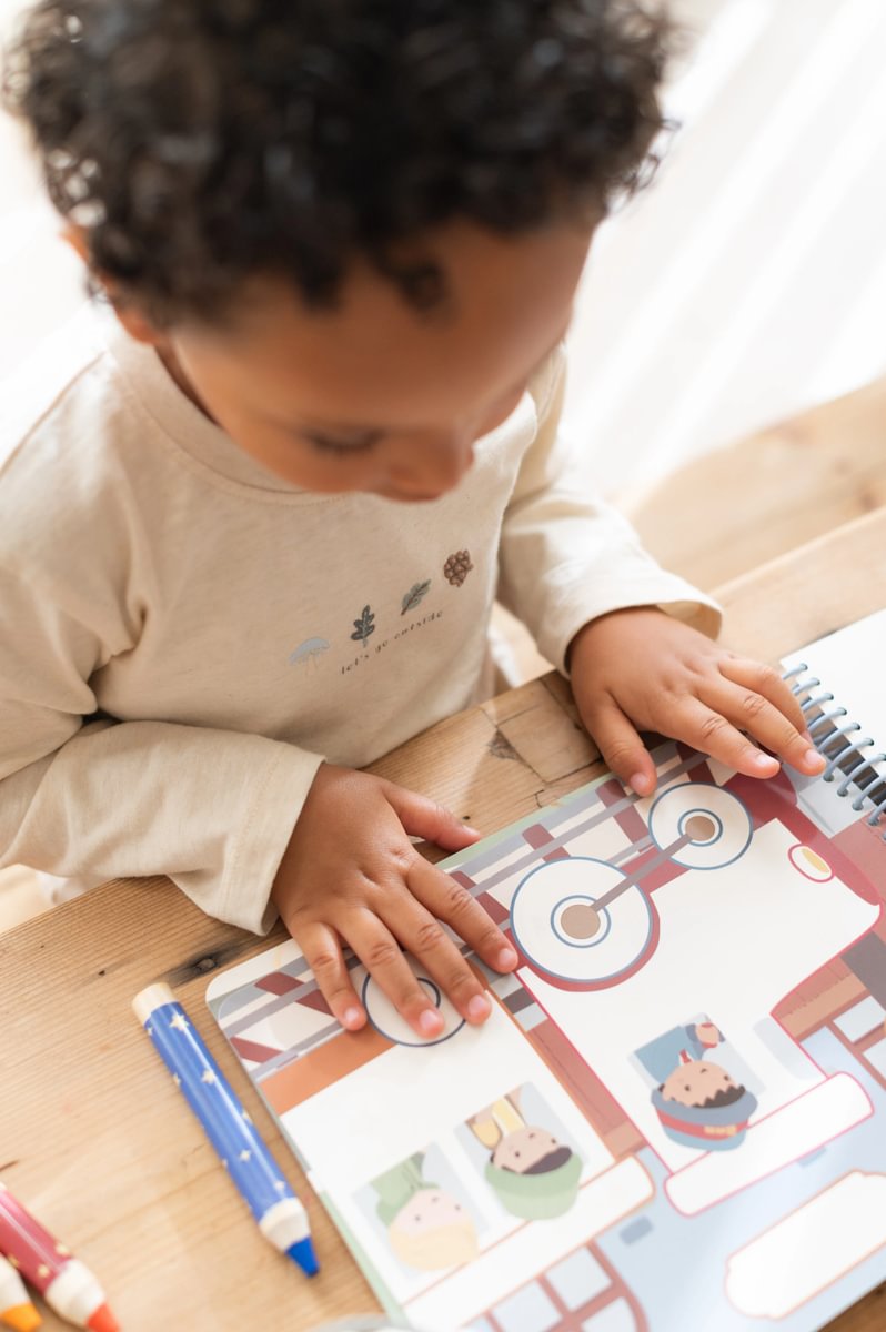 Krāsojamā grāmata Mašīnas, Magic Colour Book Vehicles, Little Dutch