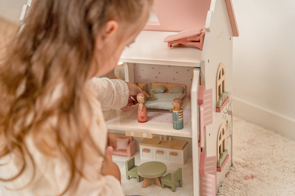 Jaunā Little Dutch koka leļļu māja, Little Farm Doll's House, LD7117