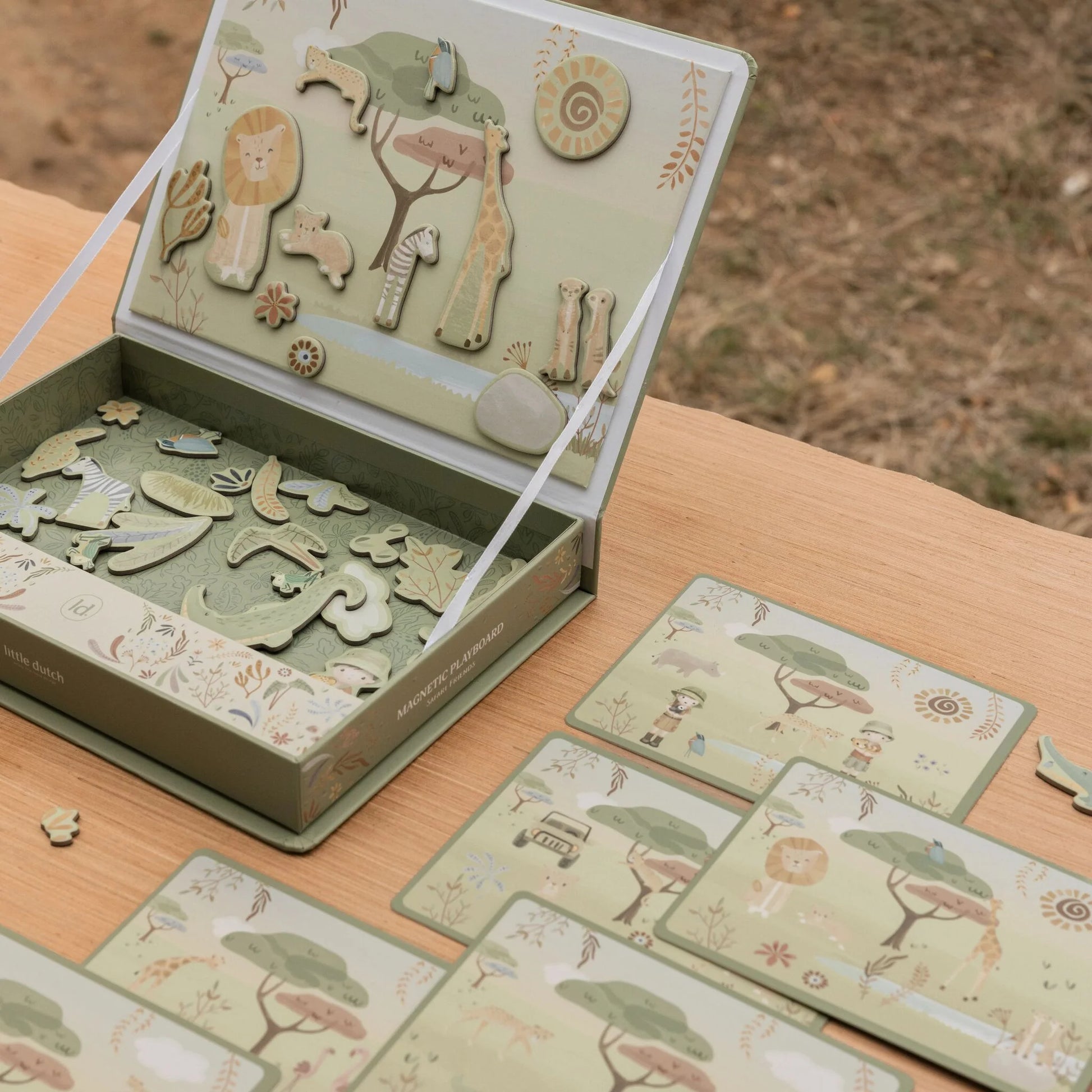 Magnētiskā spēle Safari Friends, Magnetic Playboard, Little Dutch, LD7453