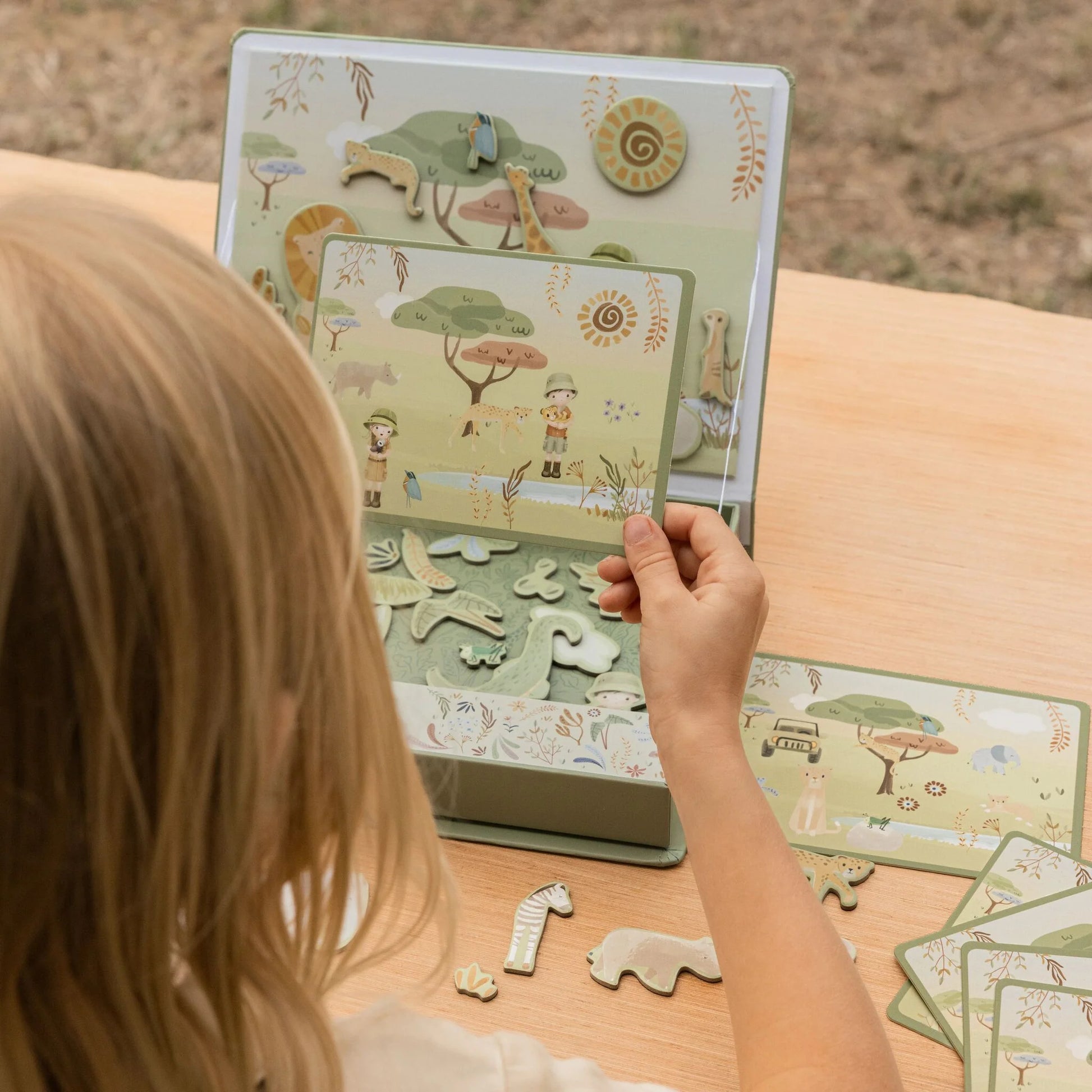 Magnētiskā spēle Safari Friends, Magnetic Playboard, Little Dutch, LD7453