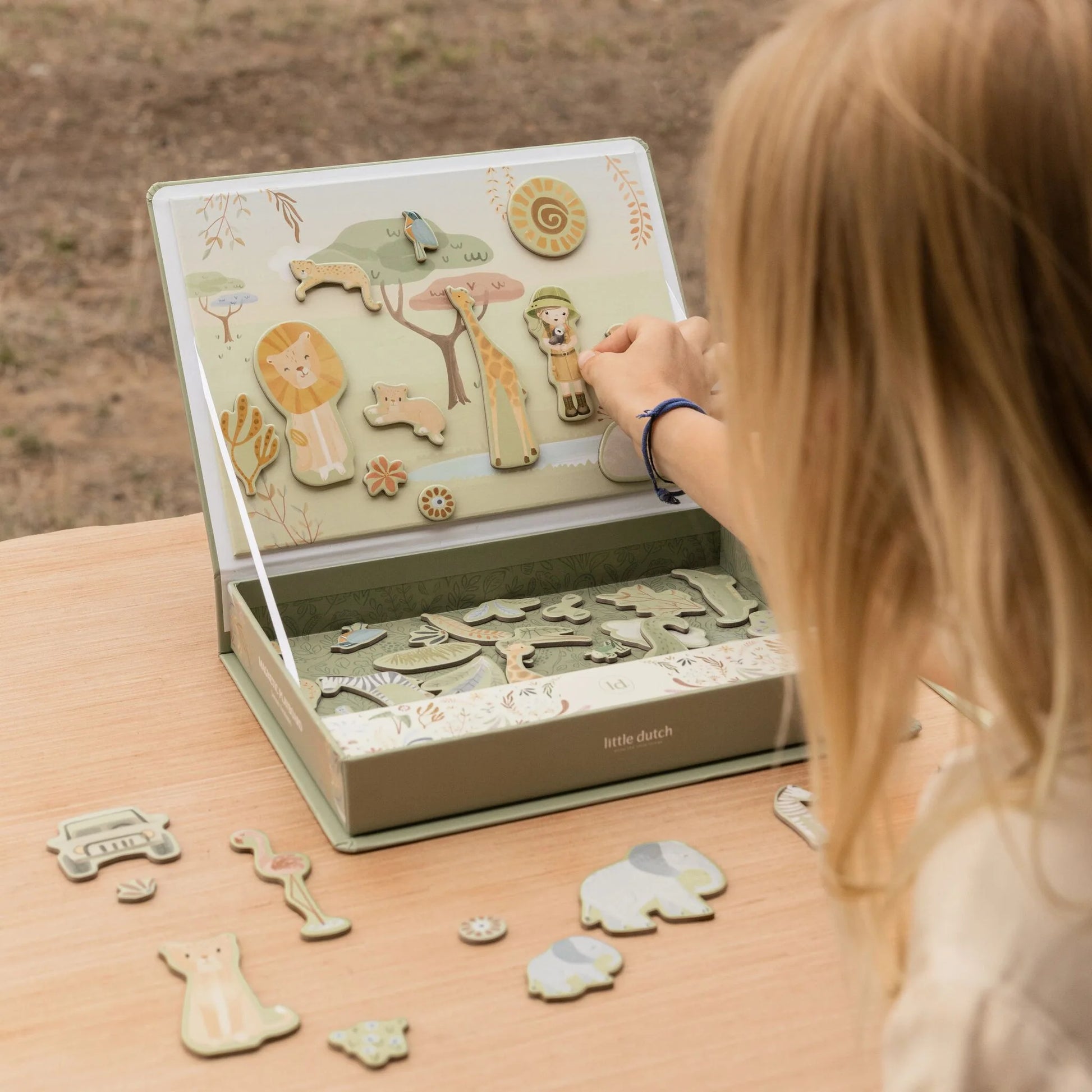 Magnētiskā spēle Safari Friends, Magnetic Playboard, Little Dutch, LD7453