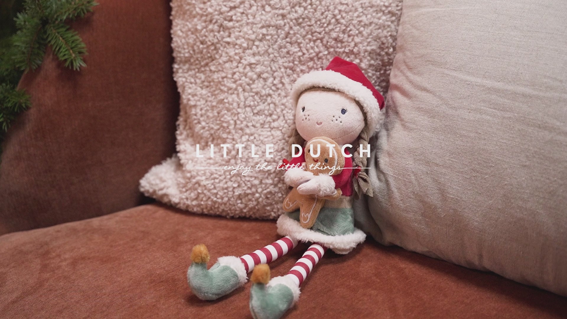 Video - Lelle Doll Christmas Rosa dāvanu kastē, Little Dutch, LD4538