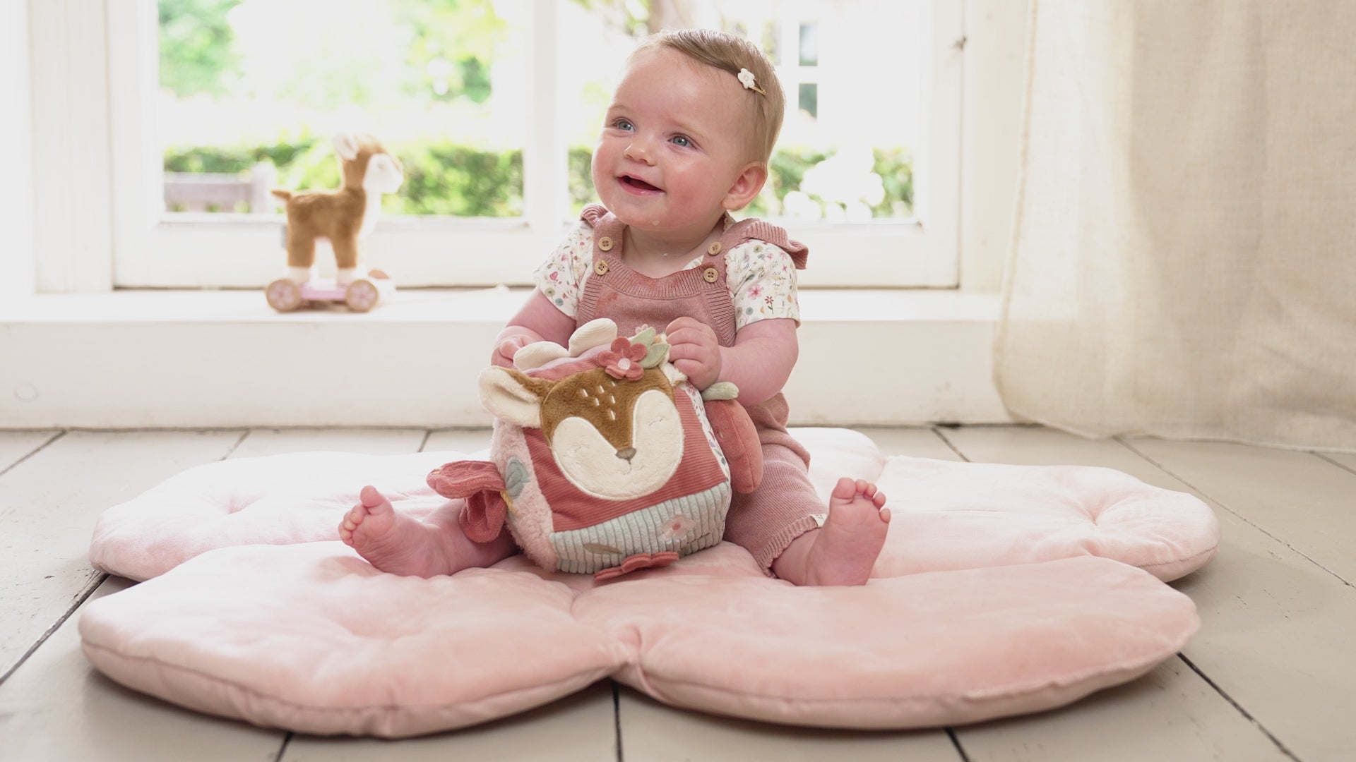 Video - Mīkstais aktivitāšu kubs Fairy Garden, Soft Activity Cube, Little Dutch, LD9009