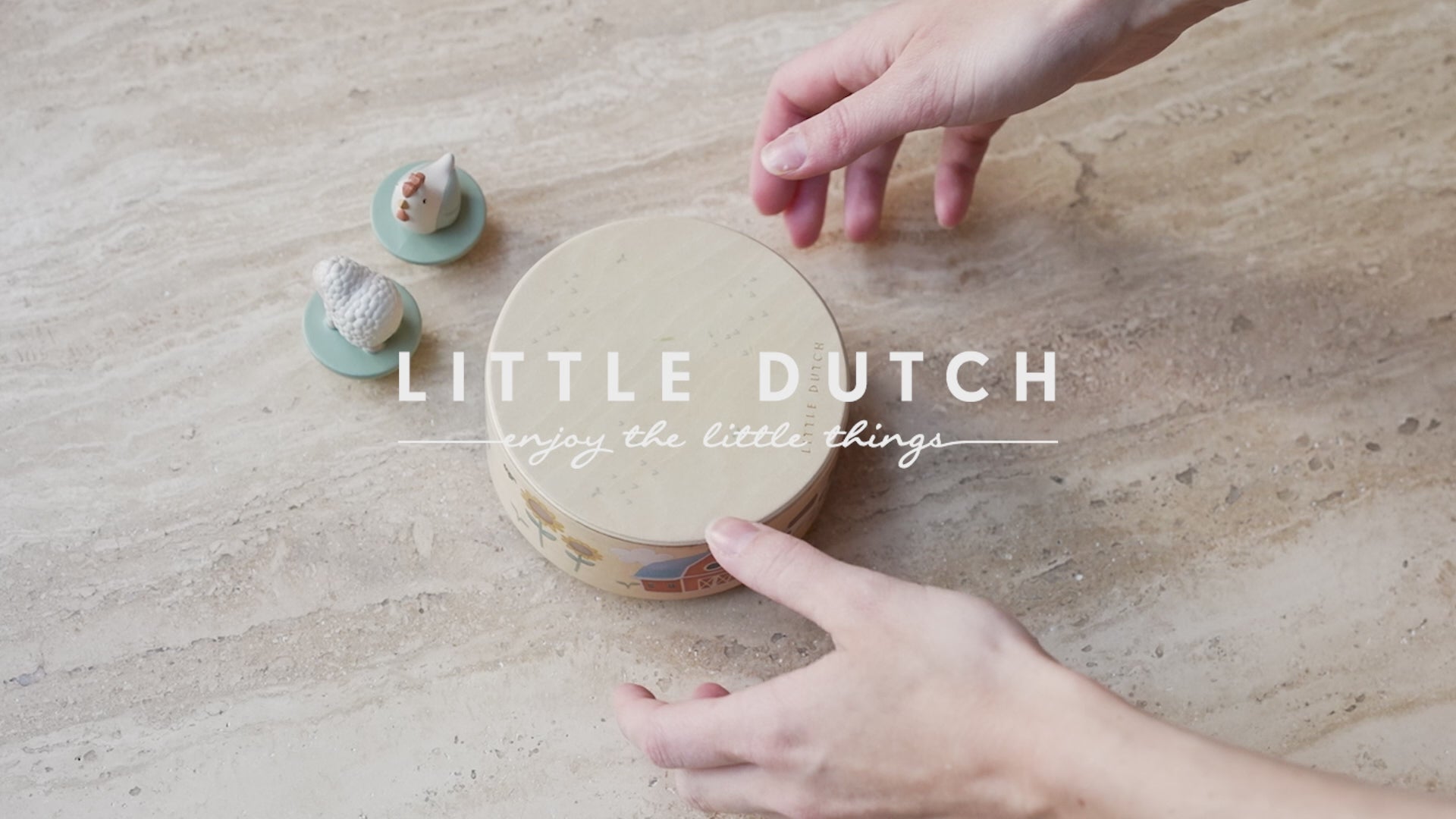 Video - Uzgriežamā mūzikas kastīte Little Farm Music Box, Little Dutch, LD7165