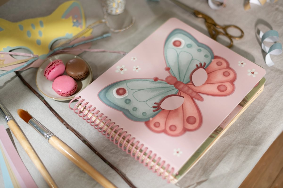 Rokdarbu grāmata ar šķērēm Book with Scissor Rosa & Friends masks, Little Dutch, LD126824