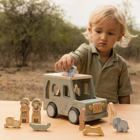 Koka formiņu šķirotājs Safari Auto, Safari Friends Shape Sorter, Little Dutch, LD7447