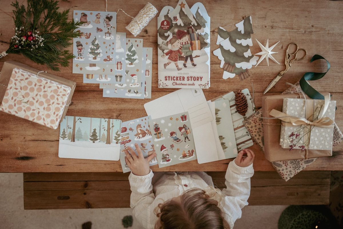 Ziemassvētku uzlīmju grāmata, Christmas Cards & Stickers Set, Little Dutch, LD126640