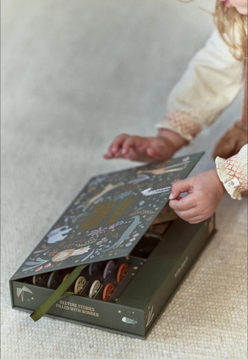 Bērnu projektors Safari Friends, Stories Projector Torch, Little Dutch, LD7490