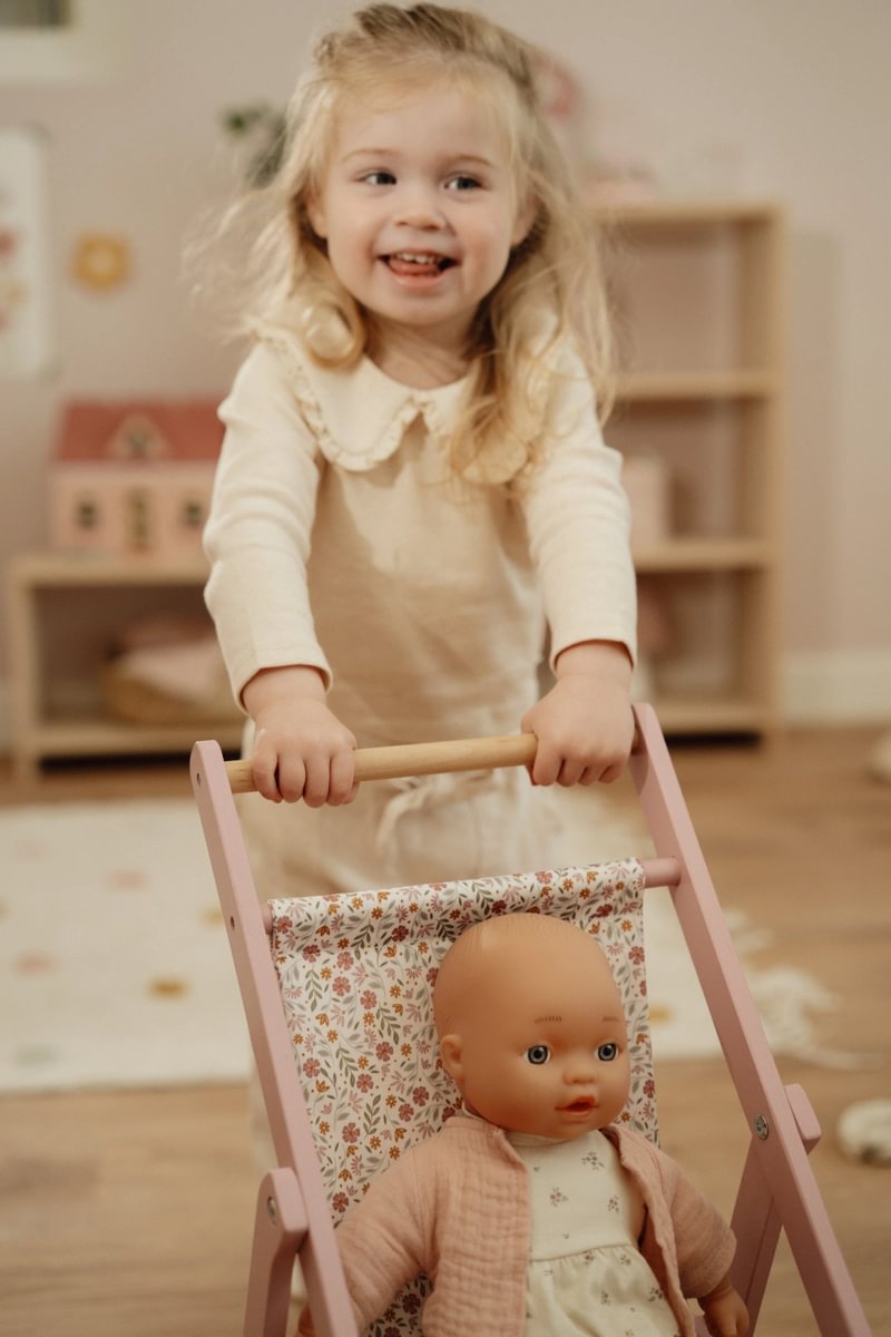 Koka leļļu rati, Wooden Doll Stroller Soft Flowers, Little Dutch, ld2518