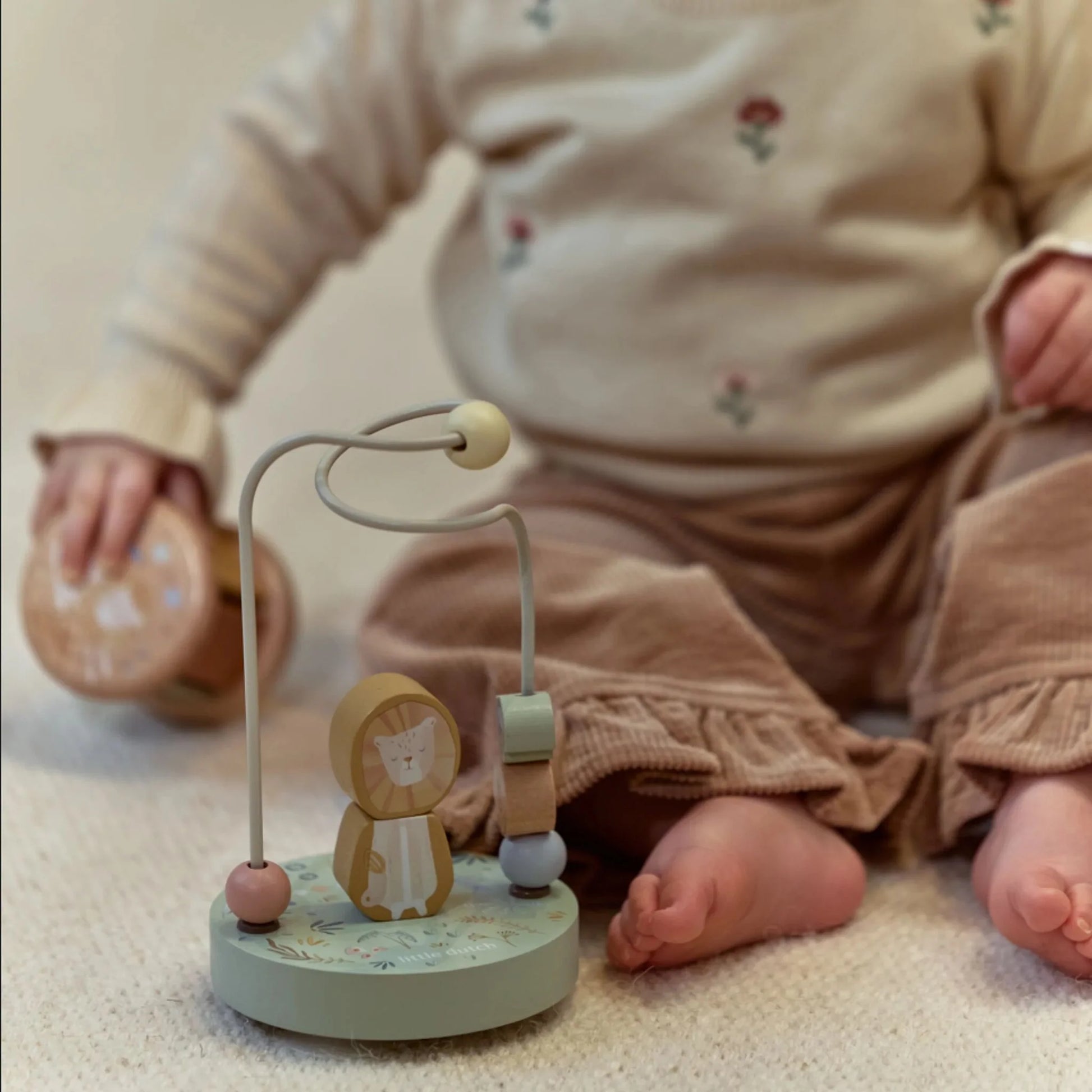 Raudzību dāvanu komplekts jaundzimušajam, Giftbox Wood Safari Friends, Little Dutch, LD7456